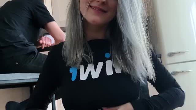 Revealing her boobs - Eva Elfie