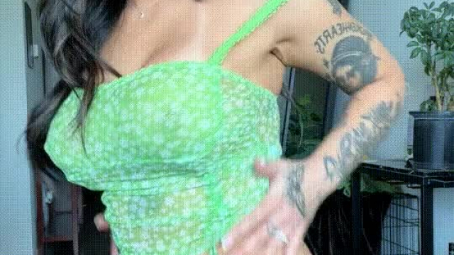 Warning: This booty may cause uncontrollable c*mming