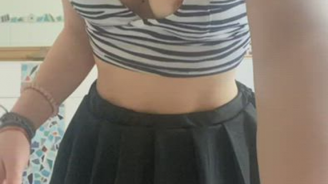 Deleted because someone said my body is ugly... reuploaded because i love myself