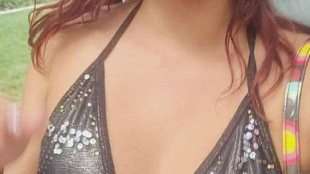 Enjoying y walk back to the hotel room [oc] [gif]