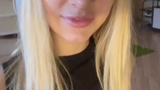 Describe my boobs in one fruit emoji