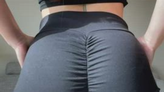 Eat my ass like a fat kid eats cake