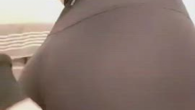 Come give this booty a firm spank