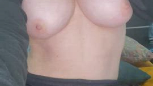 If I sent you nudes would you jerk off ?