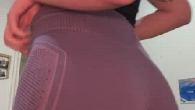 How dya feel about petite chicks with tattoos :)