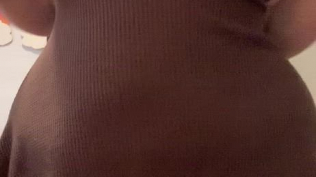 do I look submissive and breedable?