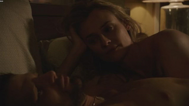 Diane Kruger Sideboob - The Bridge (2014)