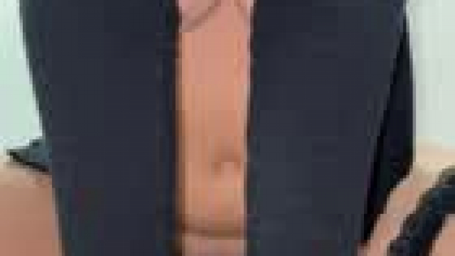 React if you’d bang me in the first date