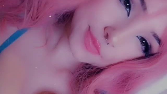 little bunny girl :3