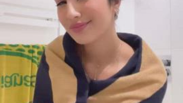 it's amazing how this poncho can't handle my natural joy