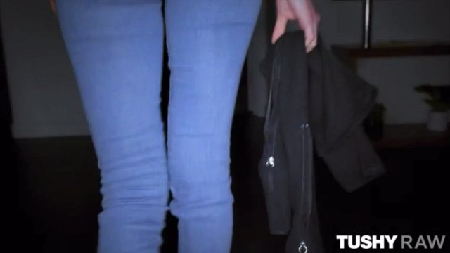 Her amazing ass in denim