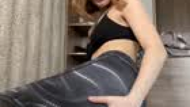 Thick thighs to make your dick rise