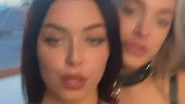 Blonde Kissing Lesbians