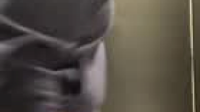 Will you be my gym fuck buddy?