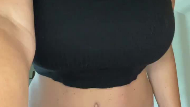 My big momma boobies are bouncy