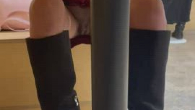 I forgot to wear panties again…