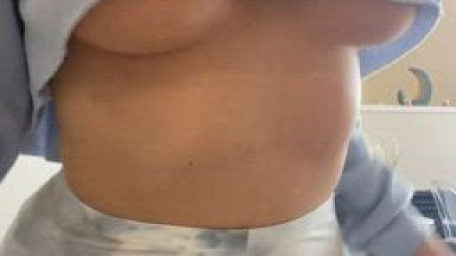 Does this bounce make you want my perky red head body riding you?