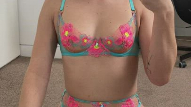 Was it the outfit or the glasses that caught your attention?