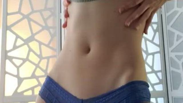 Would you rather cum on my tits or my abs