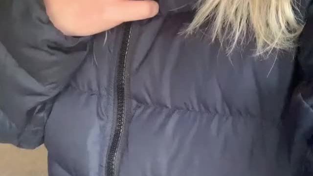 I'M SO COLD SOMEONE HOLD ME (