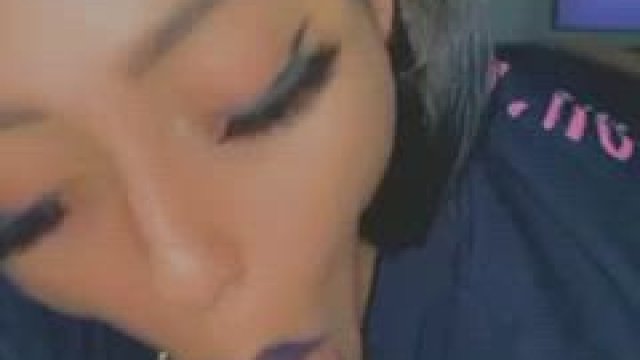 Confession: I really love how daddy’s bwc tastes. I love to feel his c[oc]k thro