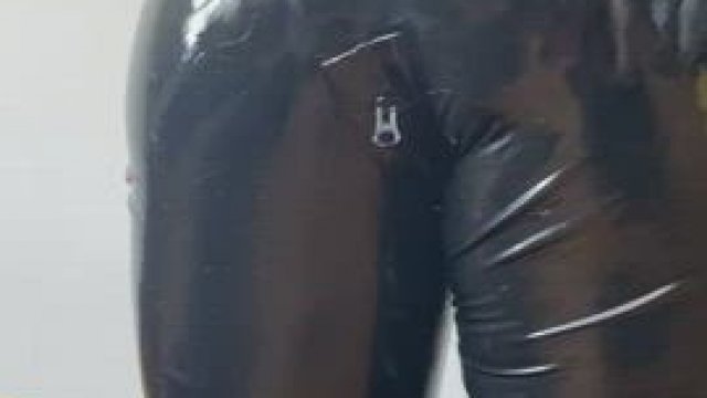 Any volunteers to shine it for me