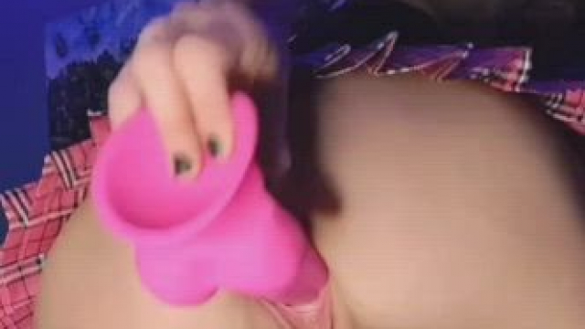 stretching my slight little holes always makes me squirt