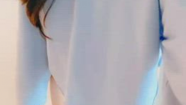 I’m 4’10 and was told to post here :P