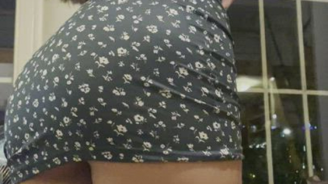 Come and eat me from behind