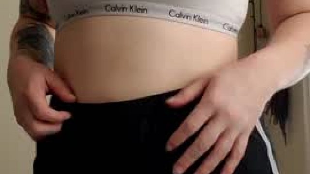 Little bounce & booty shake 