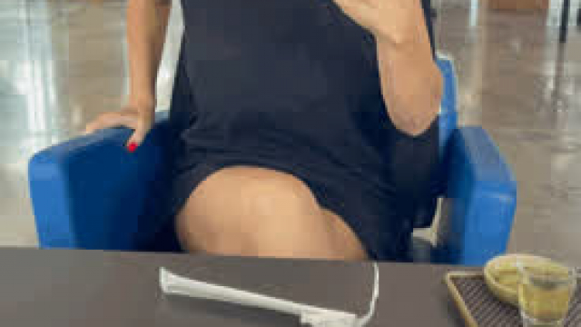 F50 ,love seduce young guys..[gif]