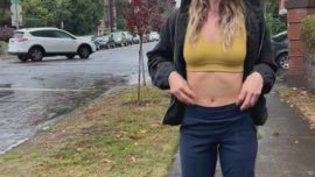 Sneaky neighborhood flashes [GIF]