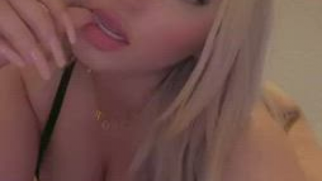 20 years old I make custom videos and photos too Premium random v