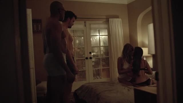 Eliza Coupe - Topless Lesbian Plot (Casual) .