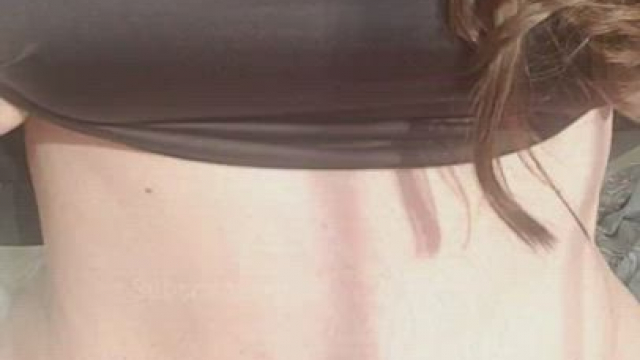 Every day should start with a boob bounce