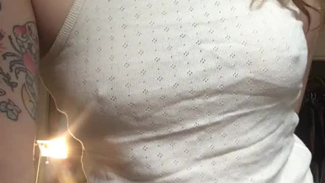 EVERY ᴜpvᴏᴛᴇ gets a free nude. Try me (21f) - sɴᴀᴘᴄʜᴀᴛ: 