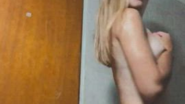 I’m just 4’11.. smash or pass?