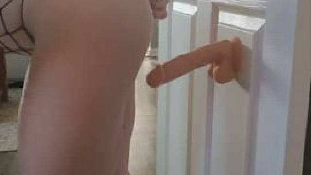 Putting slob on the knob