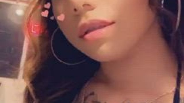 Her Full 2GB Folder with Sextape in Comment