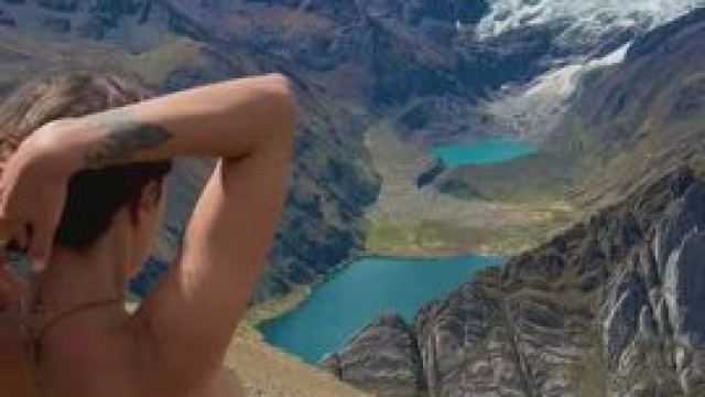 Playing naked with the Earth ?