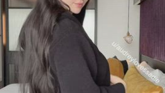 Would you be willing to get smothered by my Aussie cheeks?