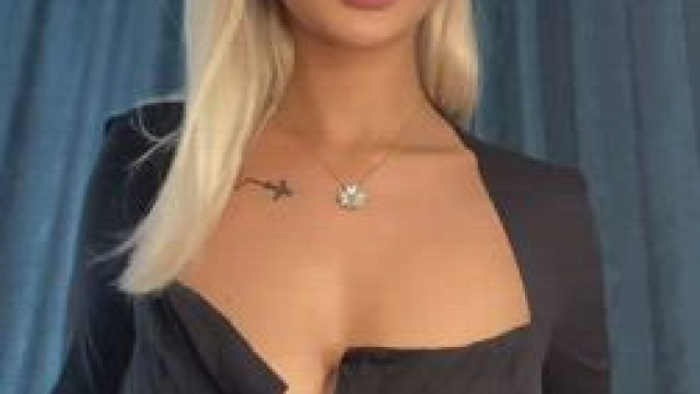 hiring someone willing to hold my ass for me! payment is negotiable!