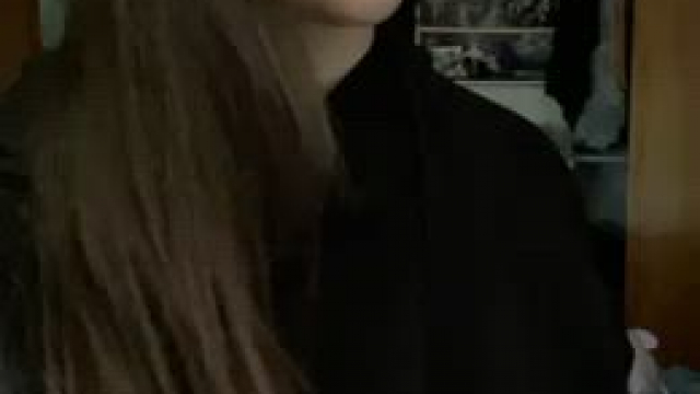 Hoodie titty drop [oc]