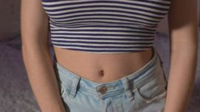 I'm living proof that tiny chicks can have natural D cups too :)