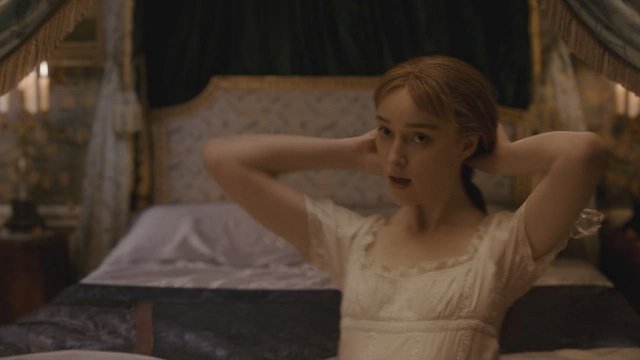 Phoebe Dynevor was stunning in Bridgerton 2020
