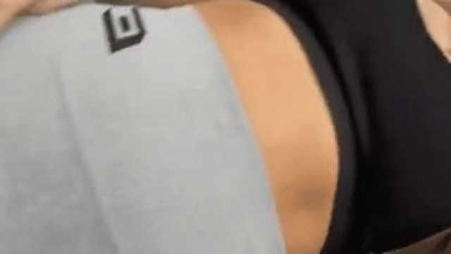 20[F] Yes, every upvte you gets 8 sexy videos and nudes. please Help me cum. (i 