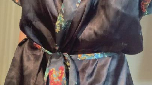 Say Hi if I made you hard.