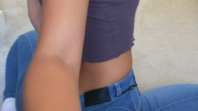 Would you jerk off if I sent you my nudes?