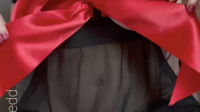 Unwrapping an early Xmas present for you 