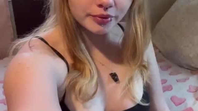 Any volunteer for me to ride on? 19